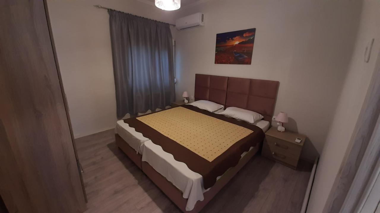 ניאה סקיוני Irida Apartments מראה חיצוני תמונה