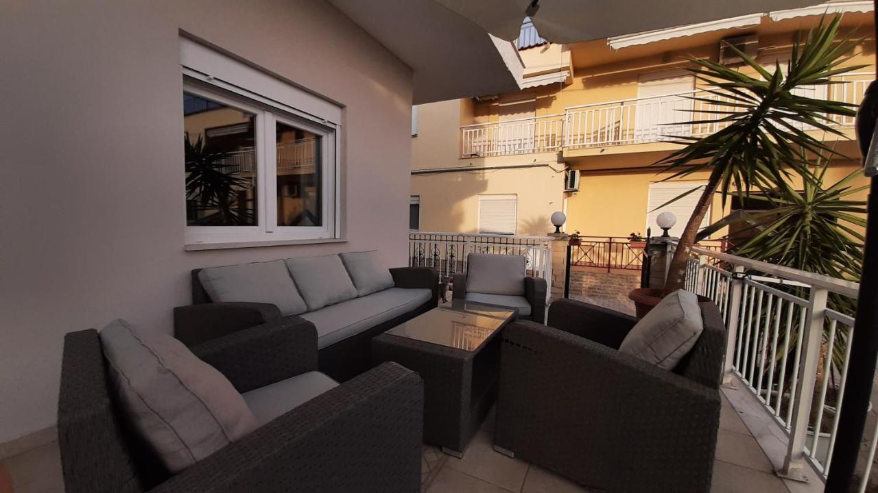 ניאה סקיוני Irida Apartments מראה חיצוני תמונה