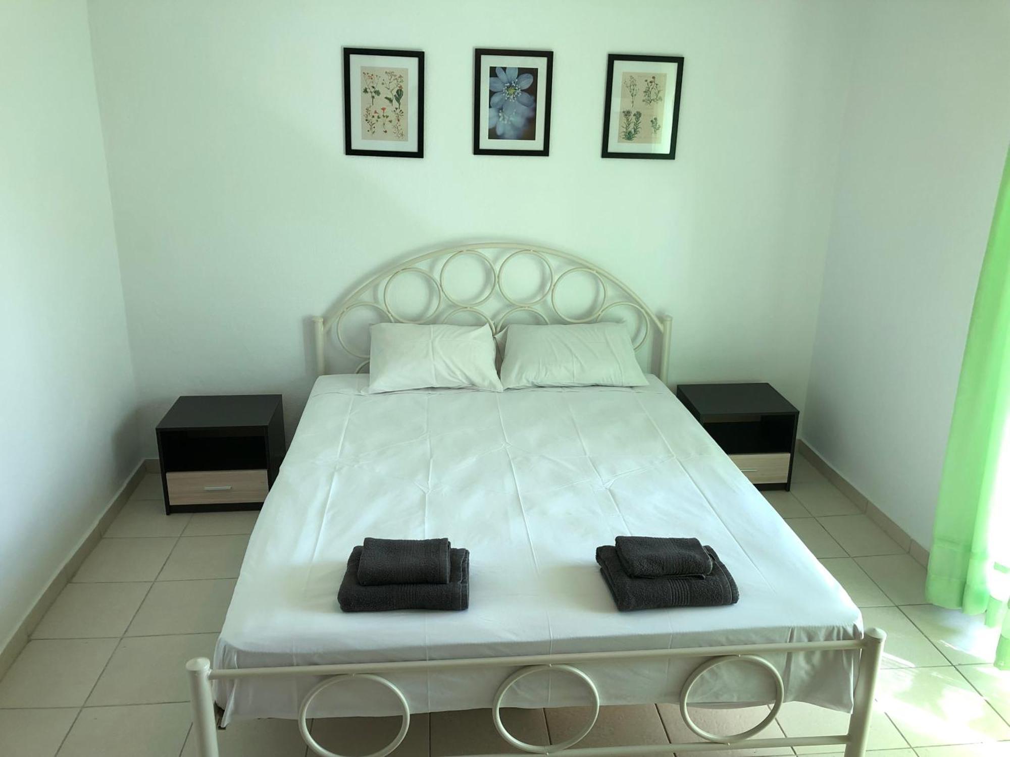 ניאה סקיוני Irida Apartments חדר תמונה