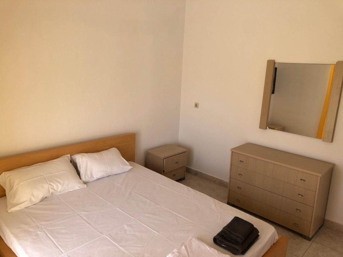 ניאה סקיוני Irida Apartments מראה חיצוני תמונה