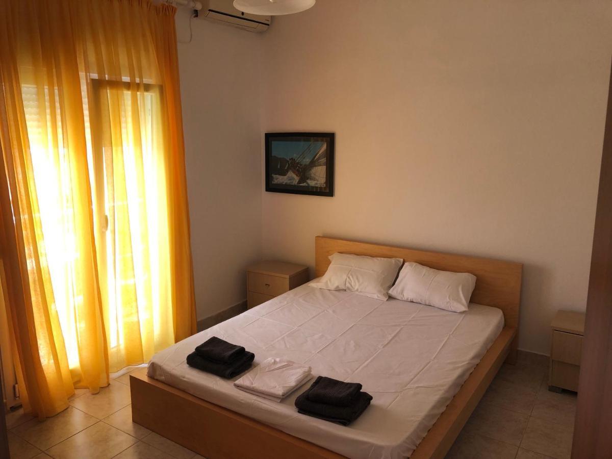 ניאה סקיוני Irida Apartments מראה חיצוני תמונה