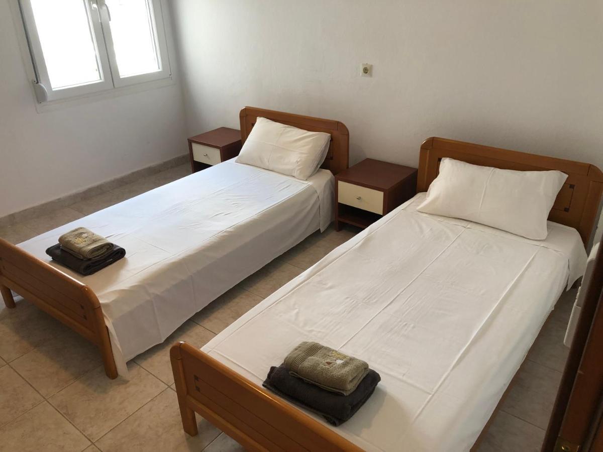 ניאה סקיוני Irida Apartments מראה חיצוני תמונה