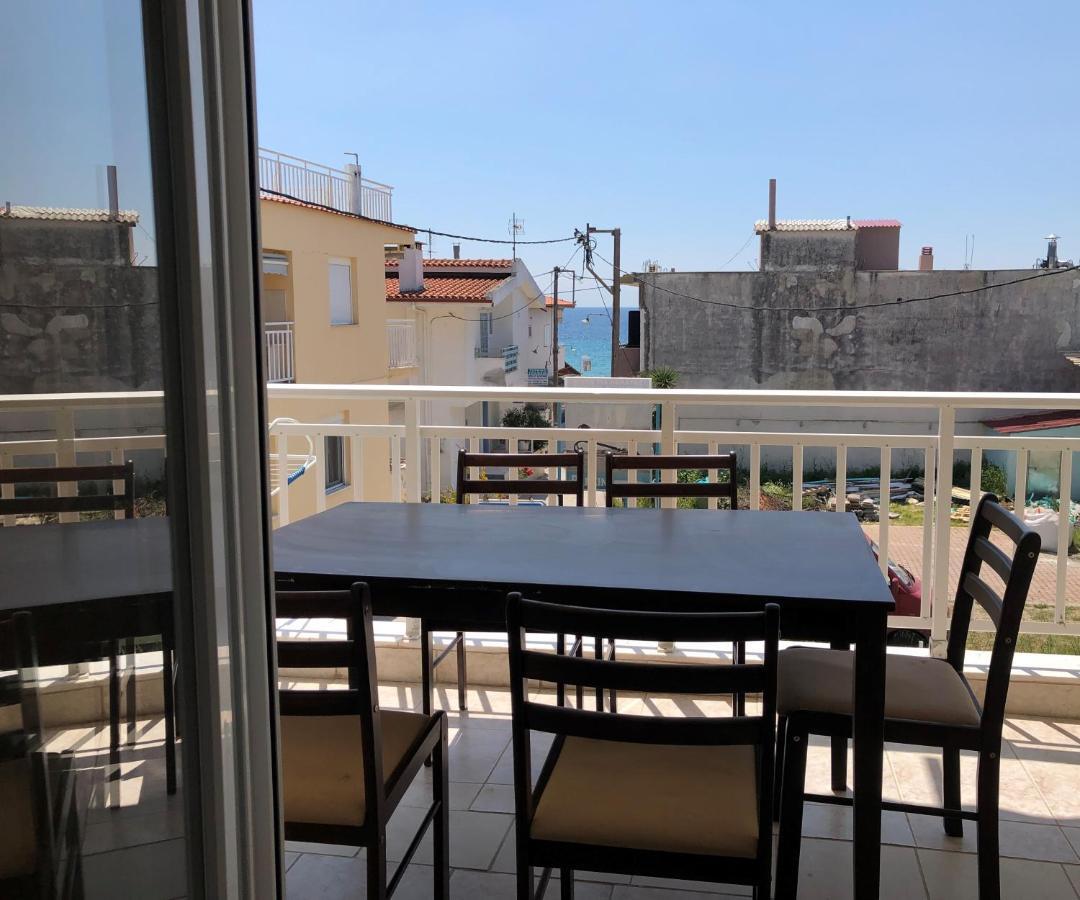 ניאה סקיוני Irida Apartments חדר תמונה